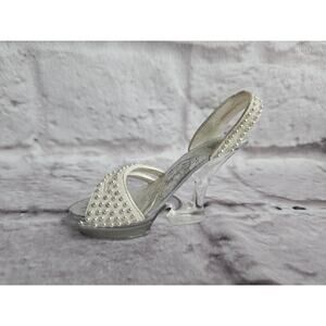 Just The Right Shoe Sea Of Pearls Decorative Shoe # 25094